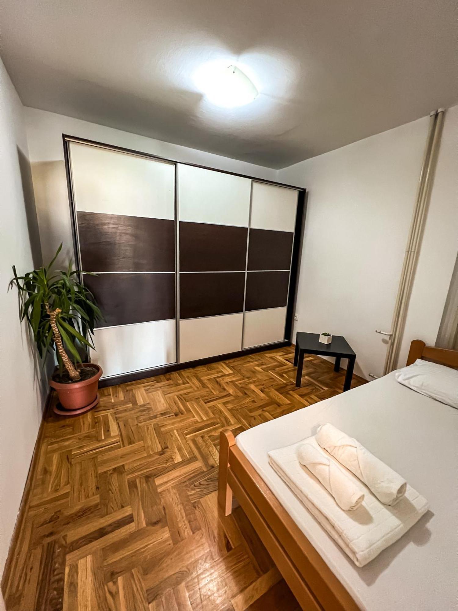 Centre Luxury Apartment Szkopje Kültér fotó