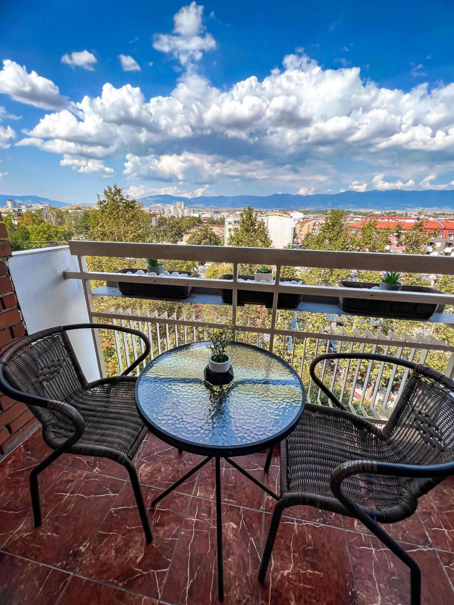 Centre Luxury Apartment Szkopje Kültér fotó
